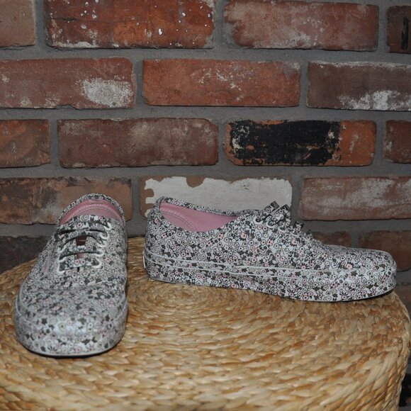 Vans Off the Wall All Over Print Mono Floral Skate Shoe M 7.5 EUR40.5 Unisex - Picture 3 of 9